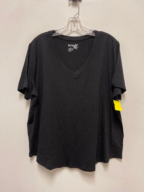 Top Short Sleeve By Terra & Sky In Black, Size: 1x